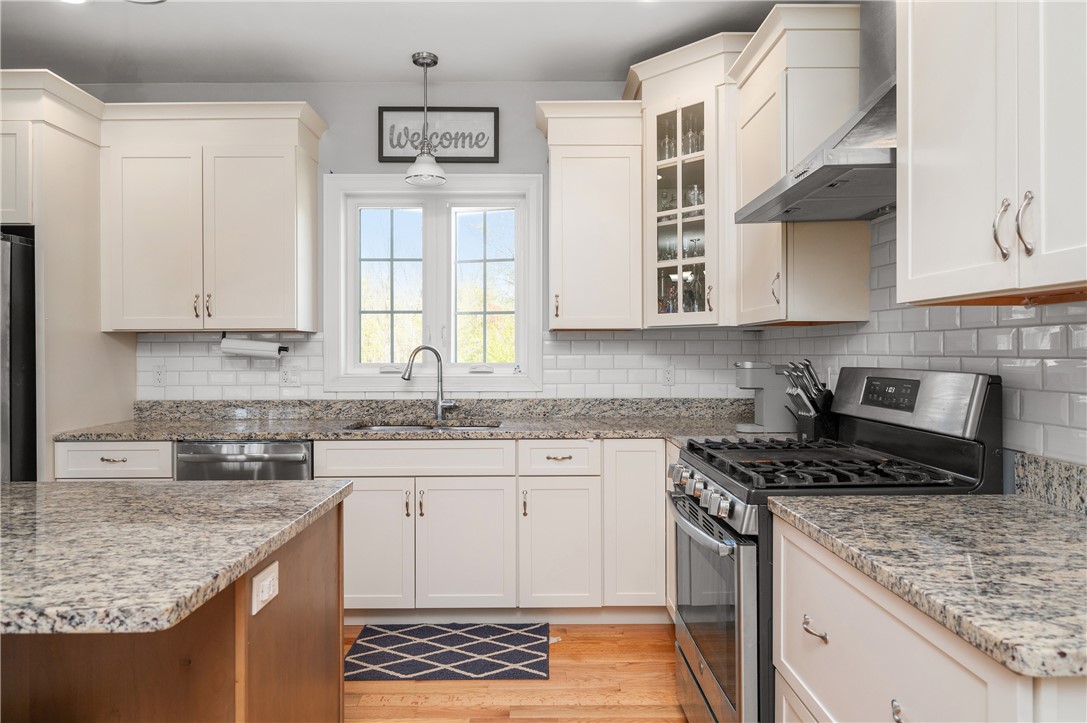 75 Crystal View Drive Pascoag, RI 02859 - Photo 4 of 39