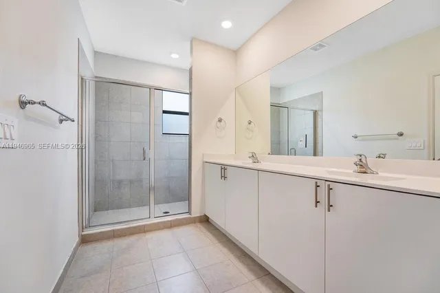 $2,990 | 11918 Southwest 245 Terrace, Unit 11918, Homestead, FL 33032