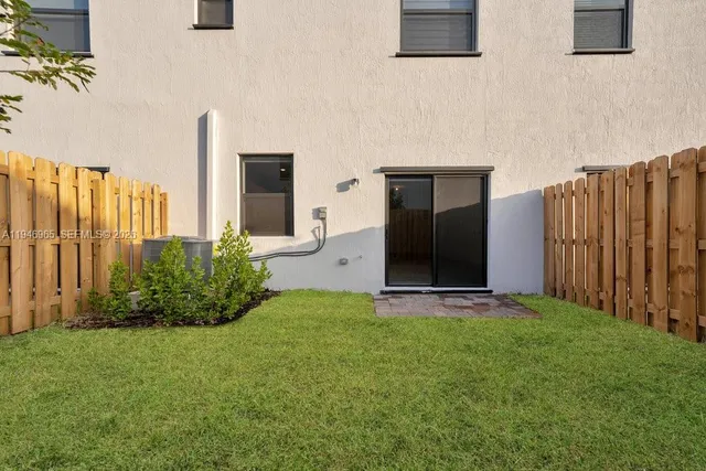 $2,990 | 11918 Southwest 245 Terrace, Unit 11918, Homestead, FL 33032