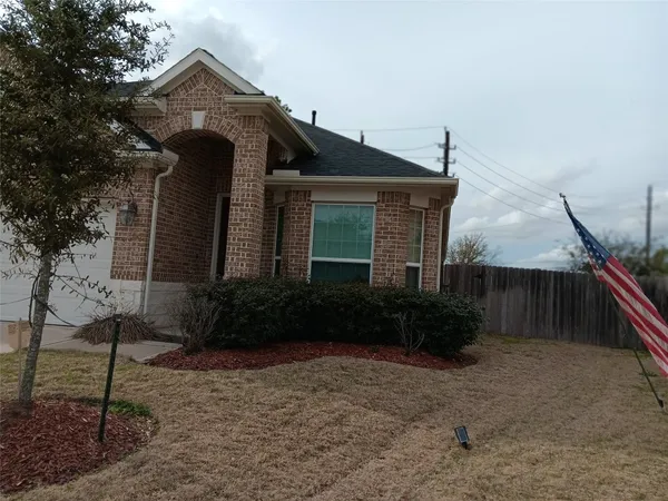 $2,100 | 24722 Lake Basin Court, Katy, TX 77493