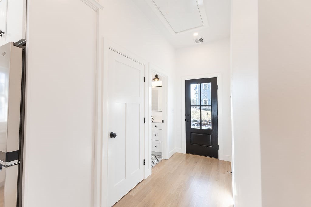 17 R Harding Road Norwood, MA 02062 - Photo 11 of 24