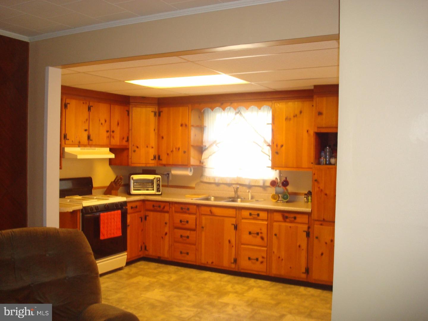 1555 Becker Road Green Lane, PA 18054 - Photo 6 of 15 Gallery Image 6