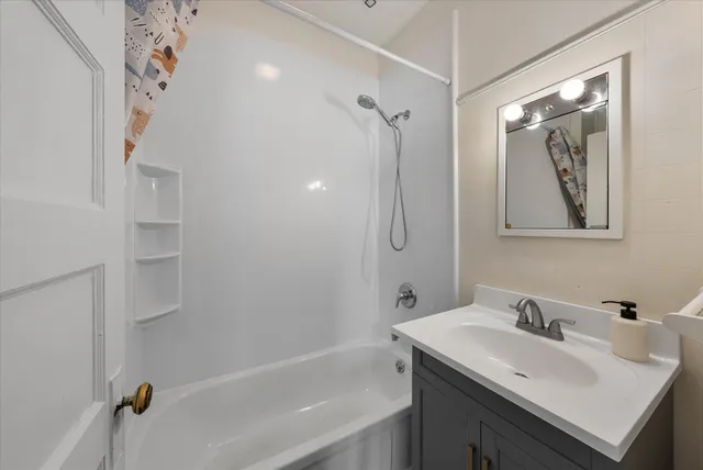 $200,000 | 110 Maple Street, Belgium, WI 53004