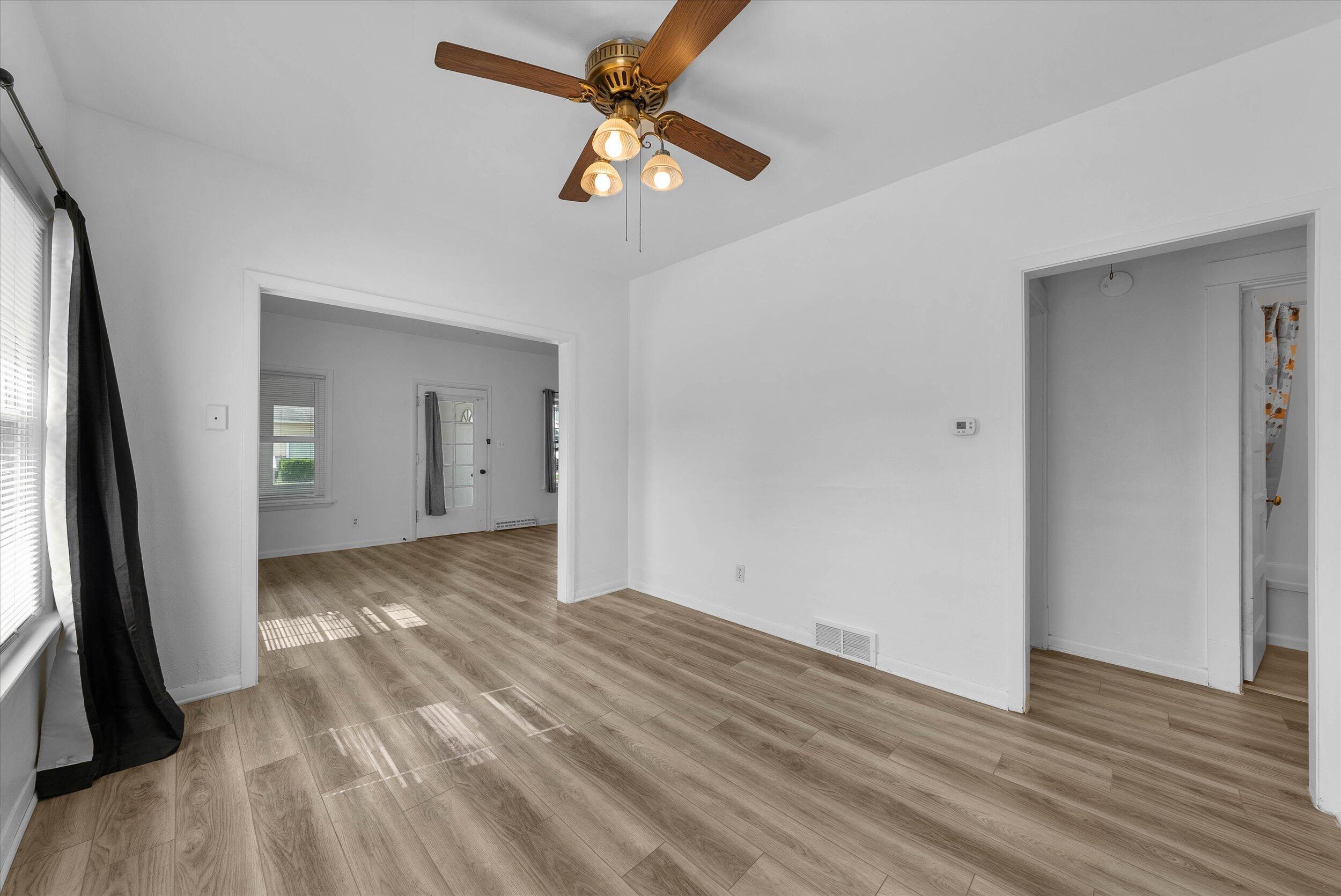 110 Maple Street Belgium, WI 53004 - Photo 18 of 27 11-Dining Room