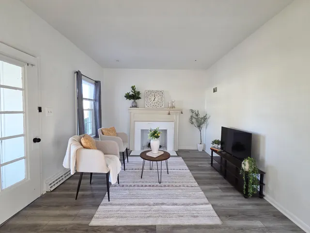 $200,000 | 110 Maple Street, Belgium, WI 53004