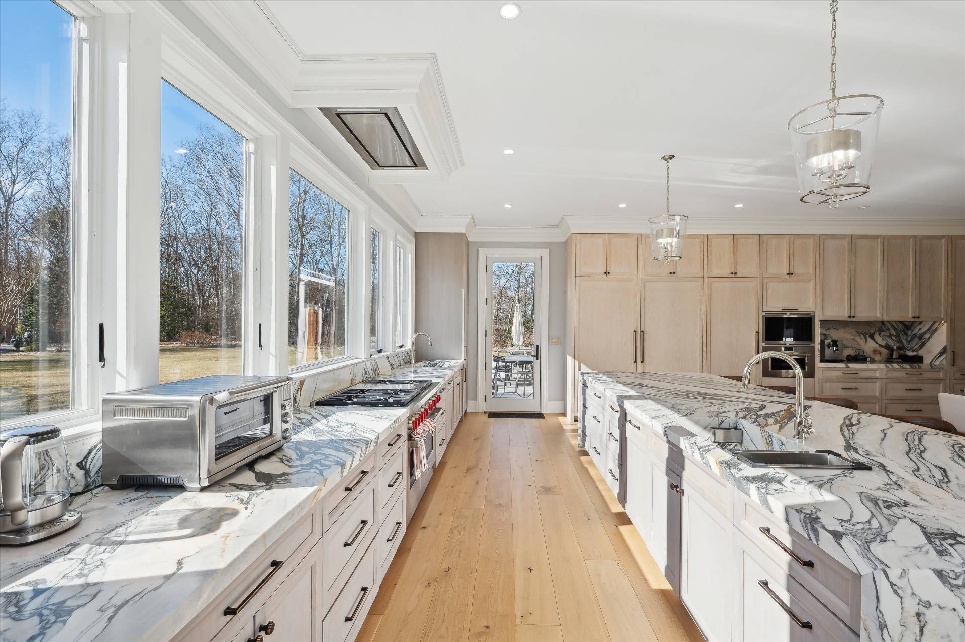 46 Briar Patch Road East Hampton, NY 11937 - Photo 13 of 38