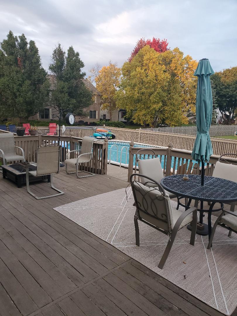 1385 Stonegate Road Algonquin, IL 60102 - Photo 5 of 32 a view of a terrace with furniture