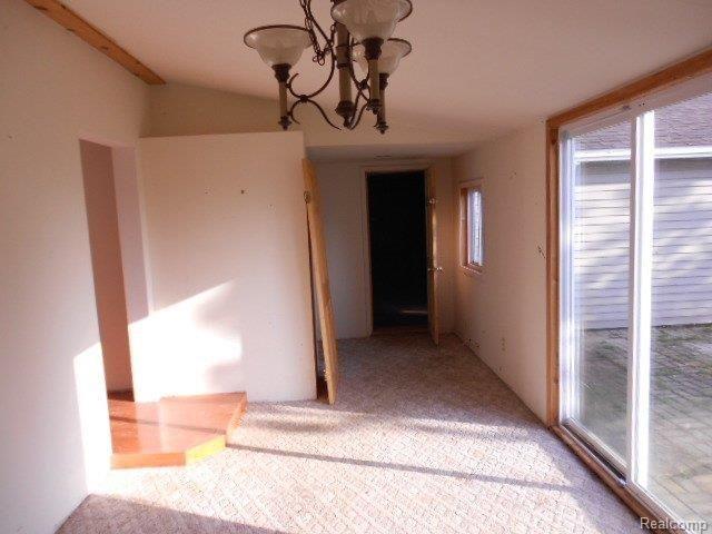 8021 Shephard Road Melvin, MI 48454 - Photo 4 of 10 16 Dining.jpg