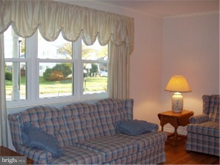 610 South Brownleaf Road Newark, DE 19713 - Photo 4 of 12