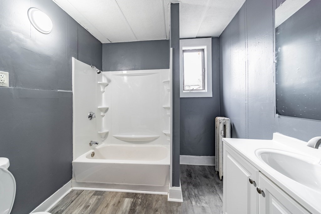38 Longview Street Springfield, MA 01108 - Photo 23 of 32 Gallery Image 23