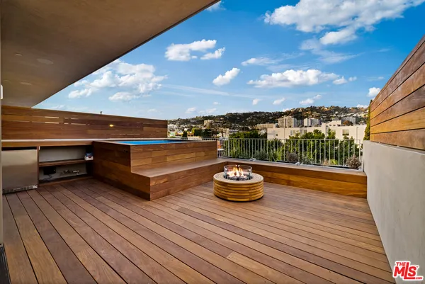 $14,950 | 755 North Alfred Street, Unit B, Los Angeles, CA 90069