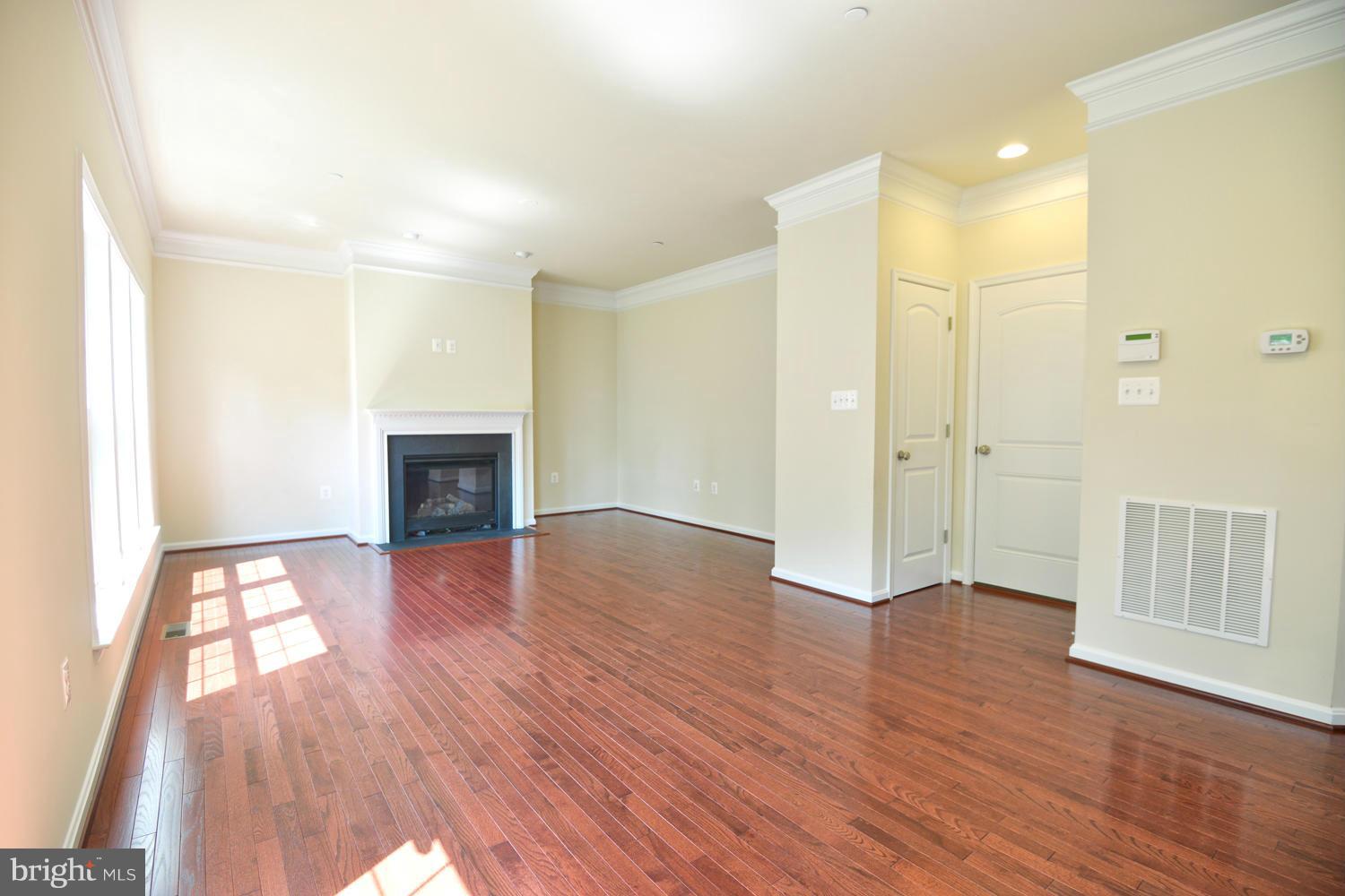 8181 Ridgely Loop Severn, MD 21144 - Photo 8 of 30 Family Room