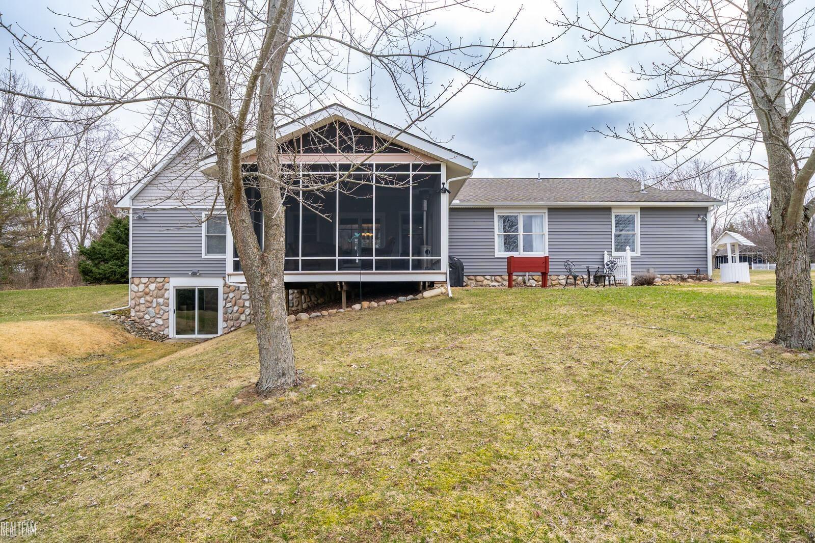 4692 Bishop Road Dryden, MI 48428 - Photo 32 of 35 50171882-e17c0a03-55c4-4ef1-859f-5ff31ac04fde.JPG