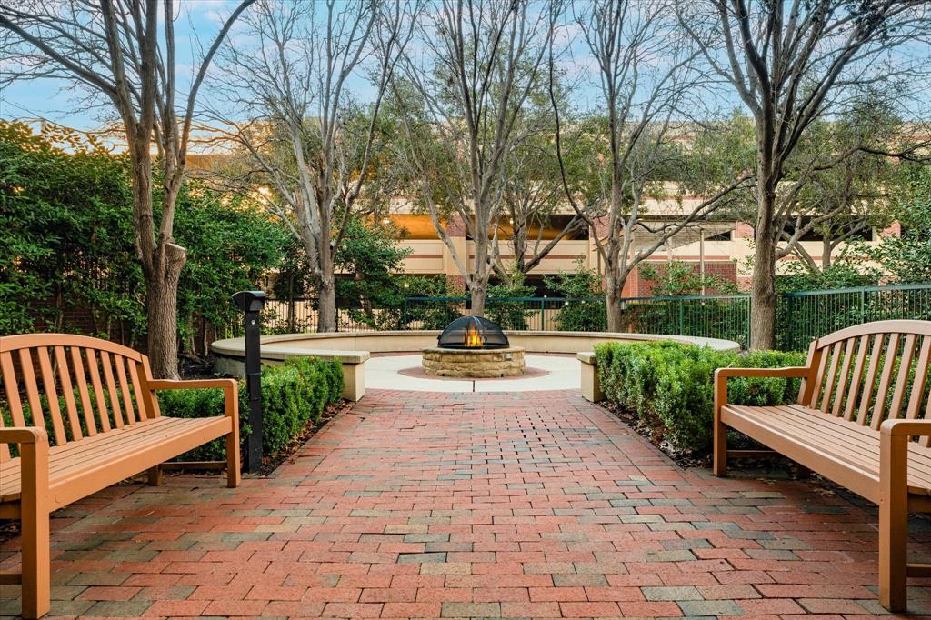 5055 Addison Circle, Unit 409 Addison, TX 75001 - Photo 34 of 37