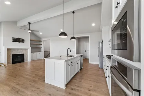 $569,900 | 17120 West 168th Place, Olathe, KS 66062