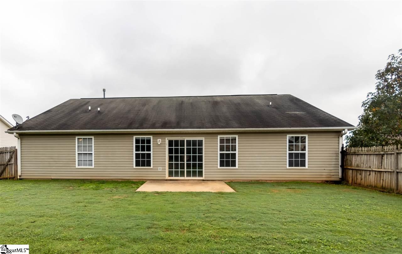 2011 Small Meadows Court Fountain Inn, SC 29644 - Photo 16 of 21 Gallery Image 16