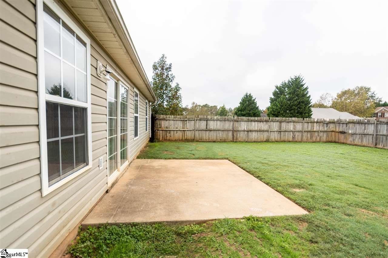 2011 Small Meadows Court Fountain Inn, SC 29644 - Photo 18 of 21 Gallery Image 18