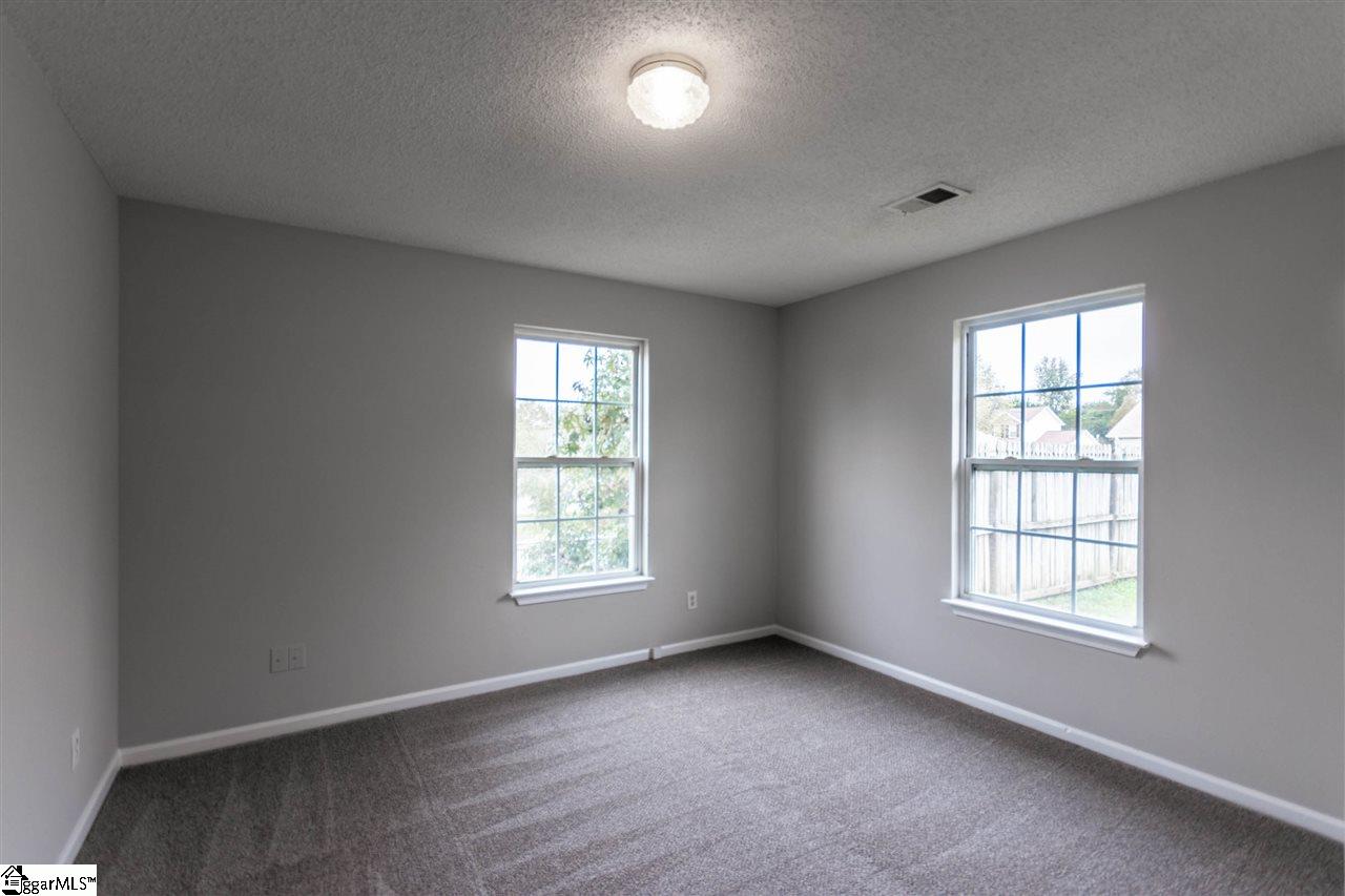 2011 Small Meadows Court Fountain Inn, SC 29644 - Photo 8 of 21 Gallery Image 8
