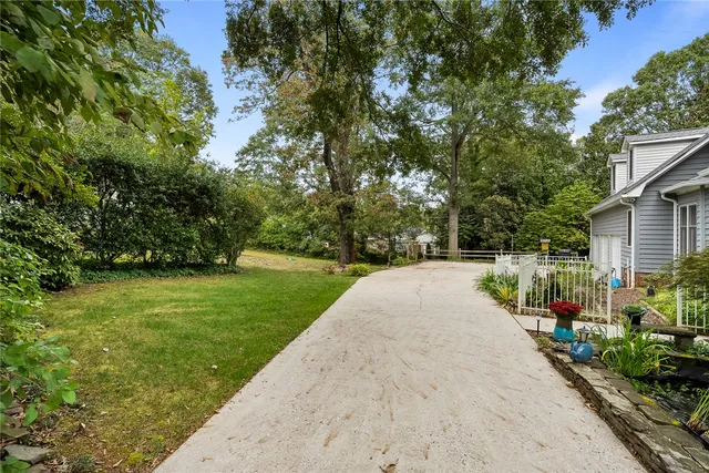 $568,500 | 405 Berkshire Hill, Anderson, SC 29621