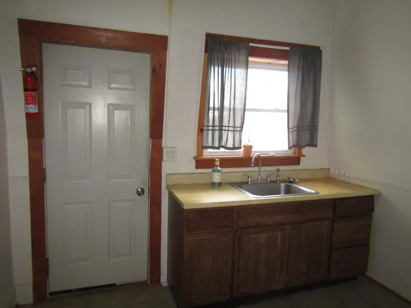 $350,000 | 112 South Main Street, St. Albans, VT 05478