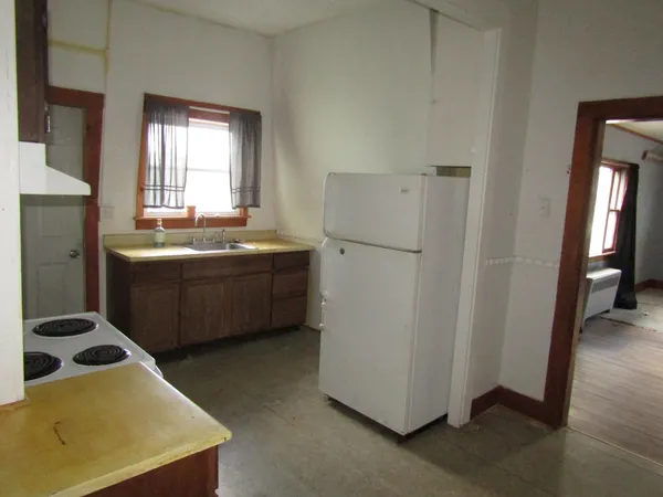 $350,000 | 112 South Main Street, St. Albans, VT 05478