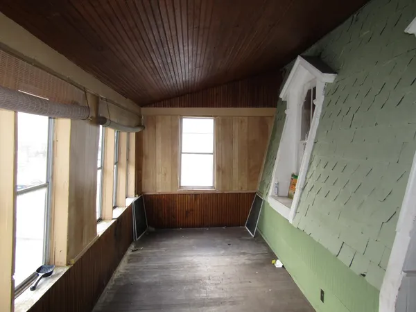 $350,000 | 112 South Main Street, St. Albans, VT 05478