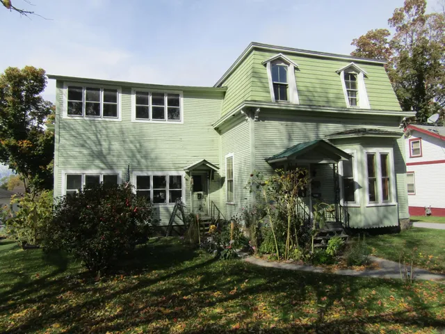 $375,000 | 112 South Main Street, St. Albans, VT 05478
