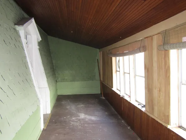 $350,000 | 112 South Main Street, St. Albans, VT 05478