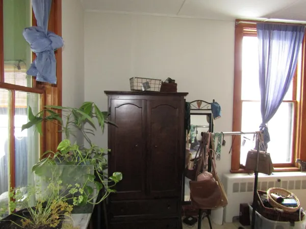 $350,000 | 112 South Main Street, St. Albans, VT 05478