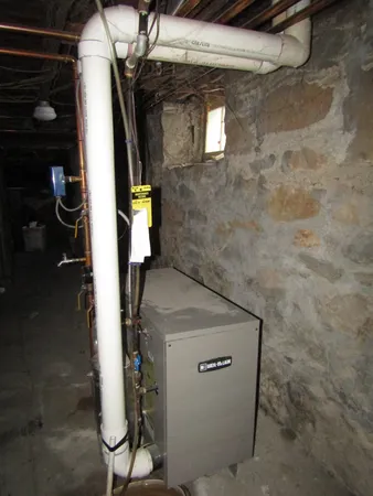 $350,000 | 112 South Main Street, St. Albans, VT 05478