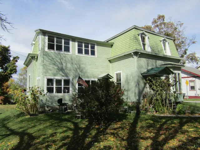 $375,000 | 112 South Main Street, St. Albans, VT 05478