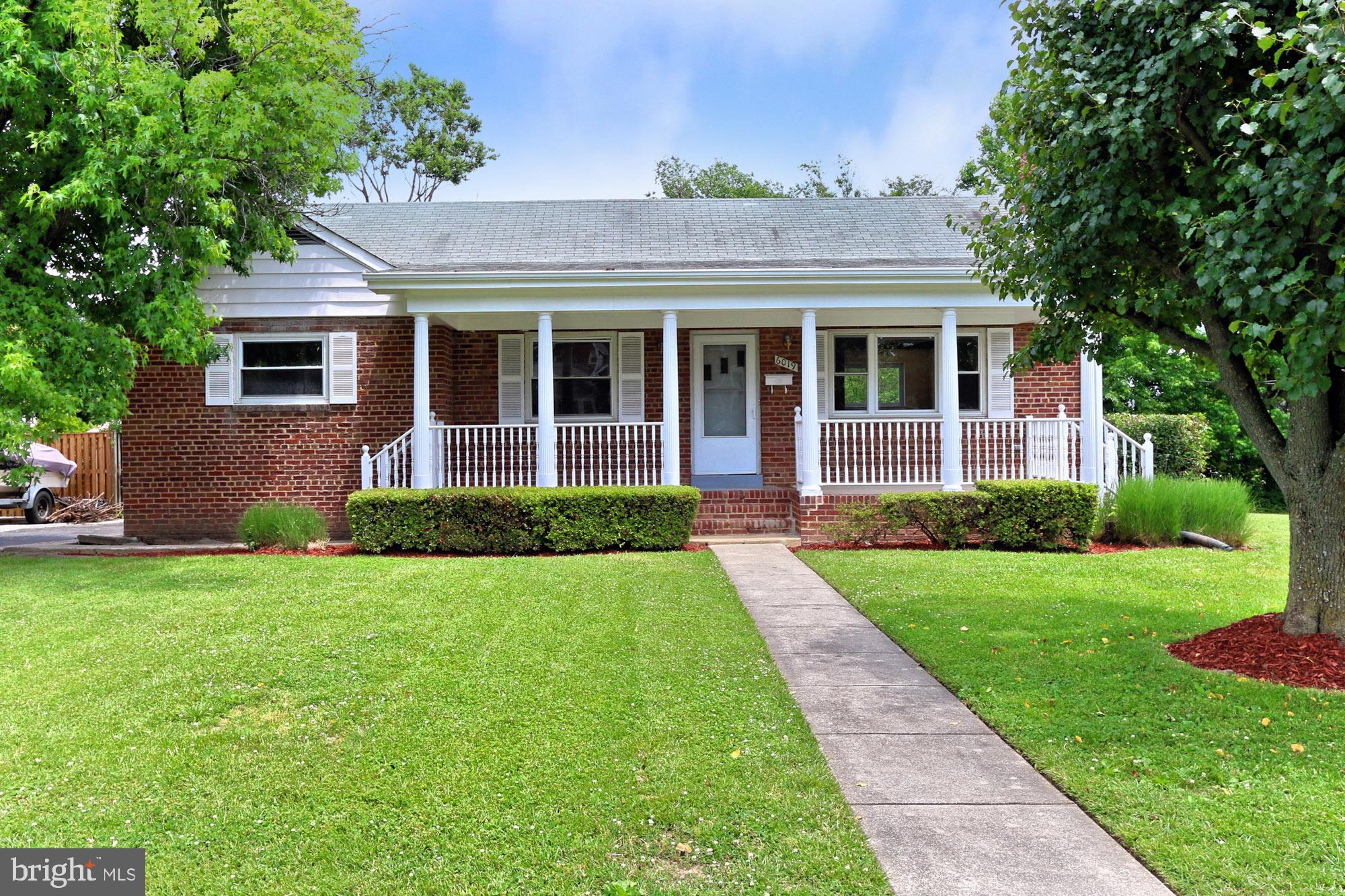 6019 Grayson Street Springfield, VA 22150 - Photo 1 of 40