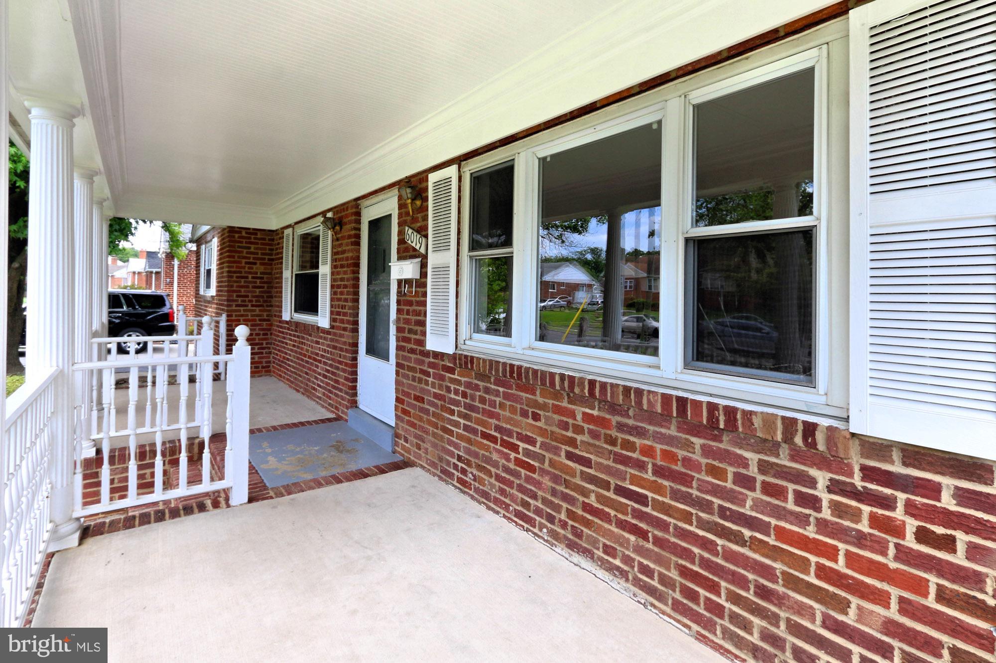 6019 Grayson Street Springfield, VA 22150 - Photo 6 of 40