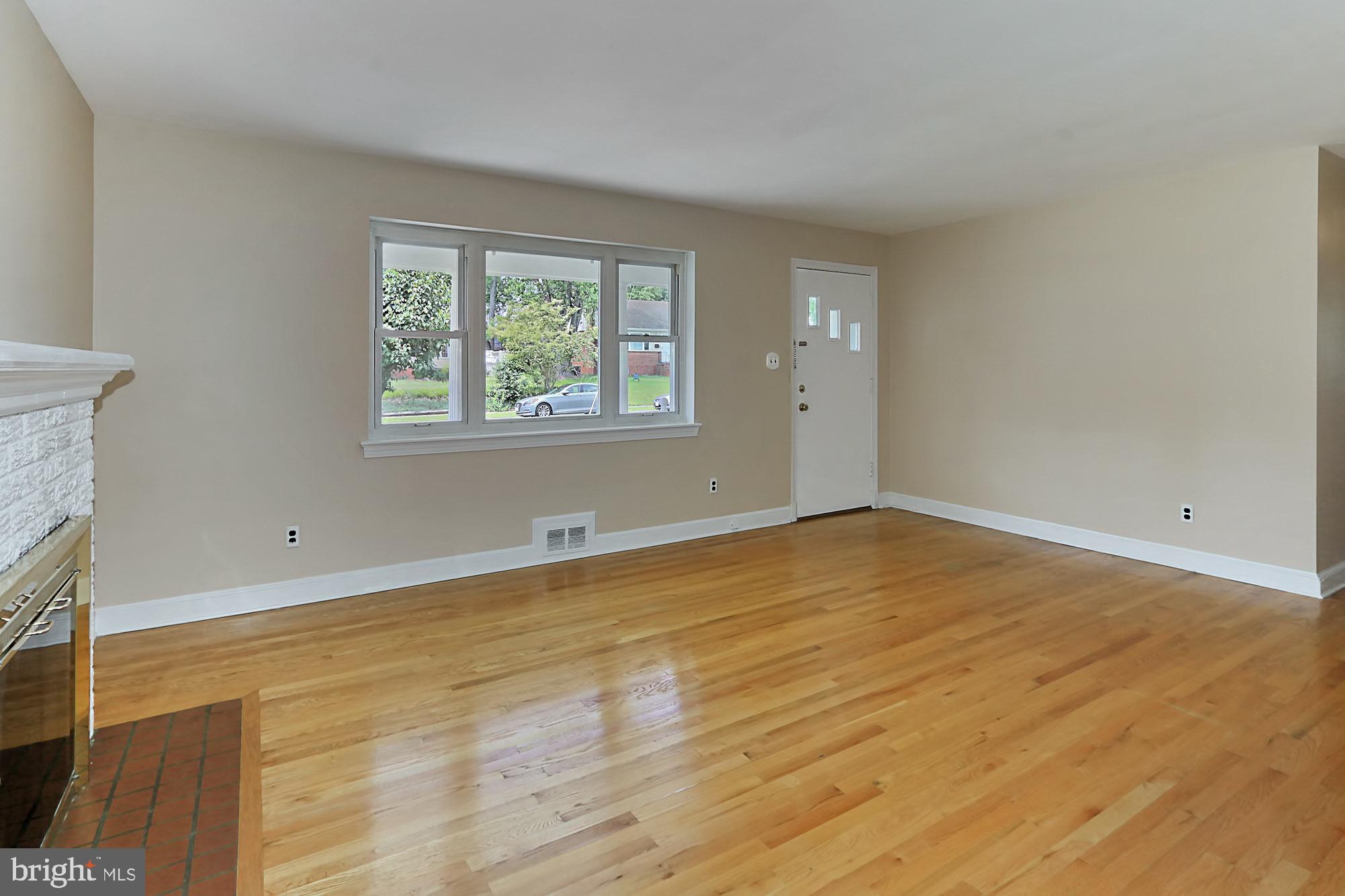 6019 Grayson Street Springfield, VA 22150 - Photo 9 of 40