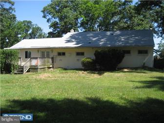 16 Gordonville Road Aston, PA 19014 - Photo 3 of 12