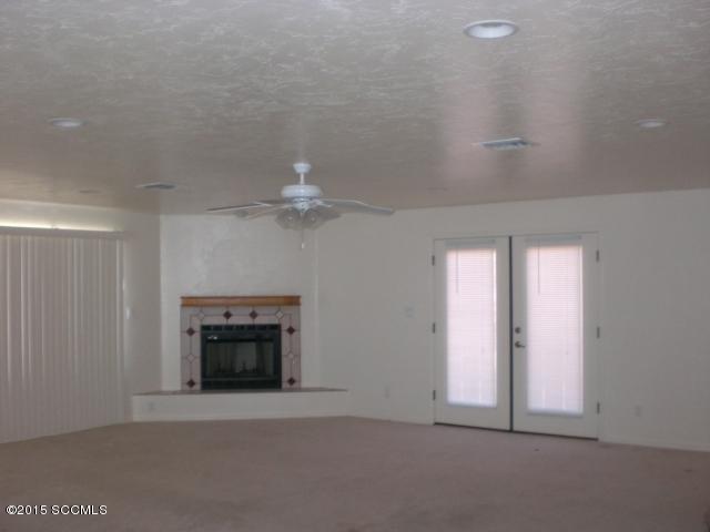 1215 Dos Court Rio Rico, AZ 85648 - Photo 5 of 7