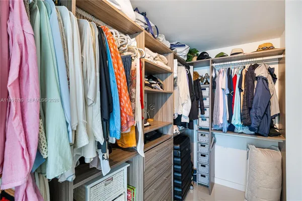 $6,000 | 601 Northeast 27th Street, Unit 1007, Miami, FL 33137