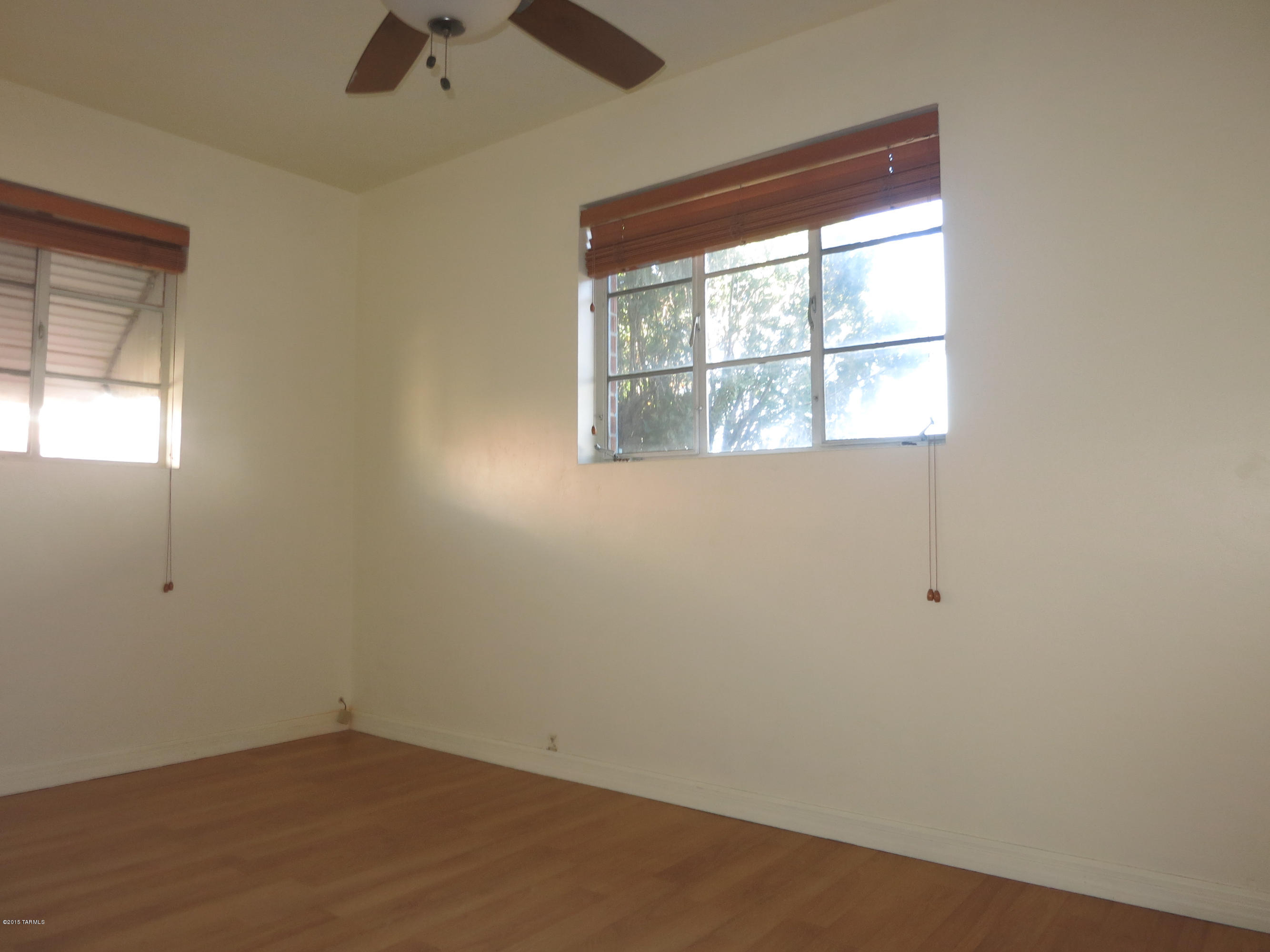 3118 East Silverlake Road Tucson, AZ 85713 - Photo 5 of 15