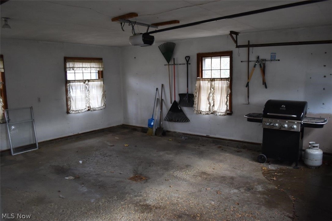 2566 Thurmont Road Akron, OH 44313 - Photo 27 of 29 Gallery Image 27