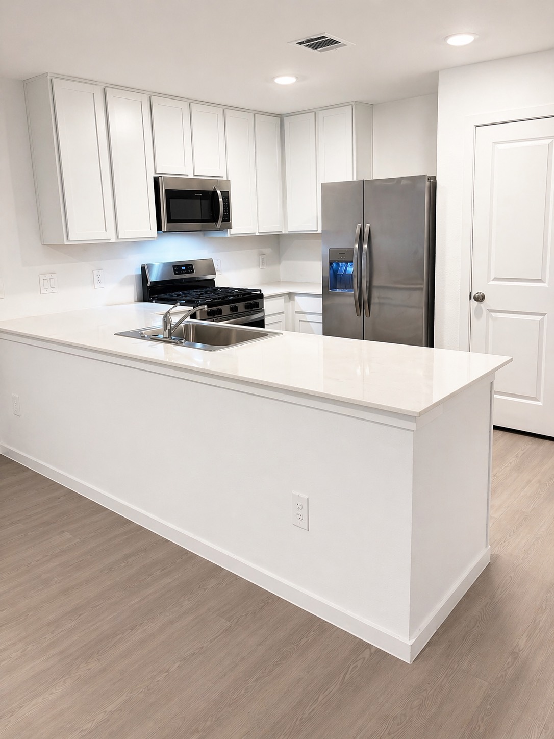 22724 Hackberry New Caney, TX 77357 - Photo 3 of 6