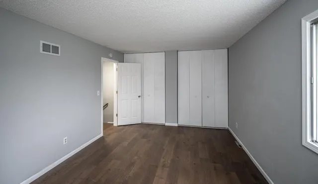 $225,000 | 2321 Pond Avenue East, Maplewood, MN 55119