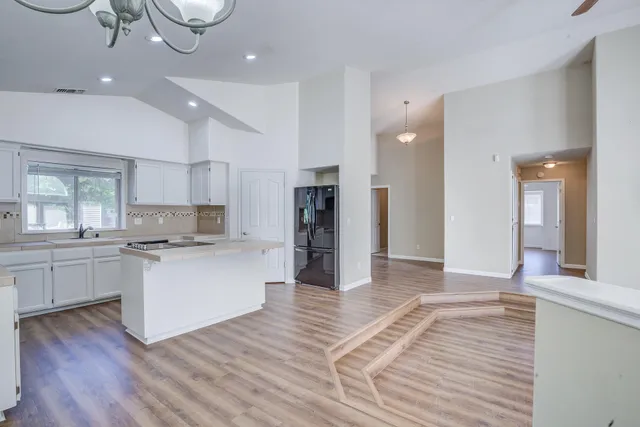 $484,900 | 1633 Wee Burn Court, Redding, CA 96003