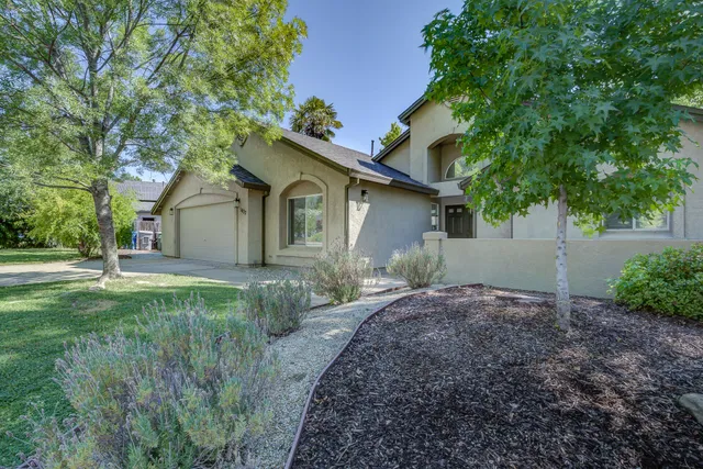 $484,900 | 1633 Wee Burn Court, Redding, CA 96003