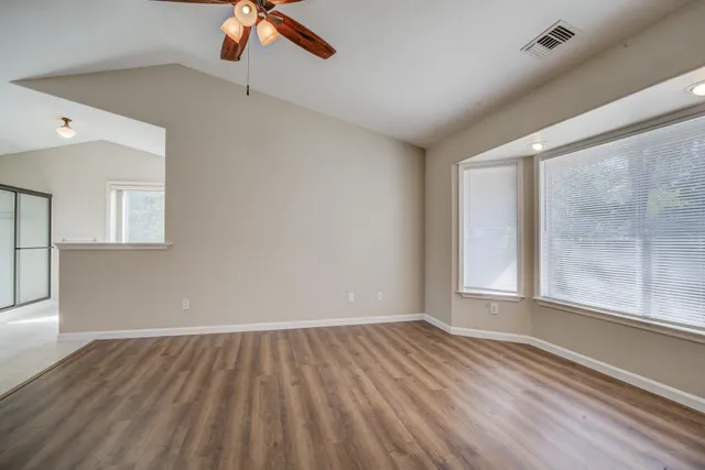 $484,900 | 1633 Wee Burn Court, Redding, CA 96003