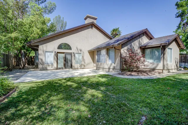 $484,900 | 1633 Wee Burn Court, Redding, CA 96003