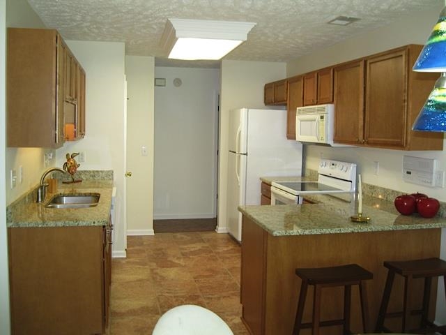 36 Reef Run Road Pawleys Island, SC 29585 - Photo 12 of 25 Gallery Image 12