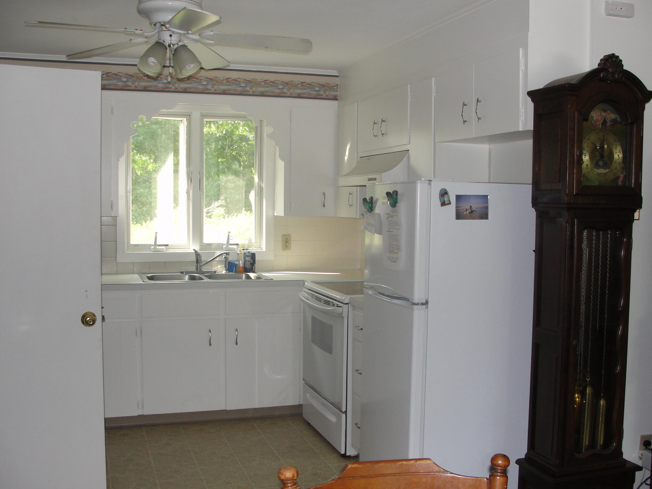 60 Helm Road Eastham, MA 02642 - Photo 5 of 23 DSC06631
