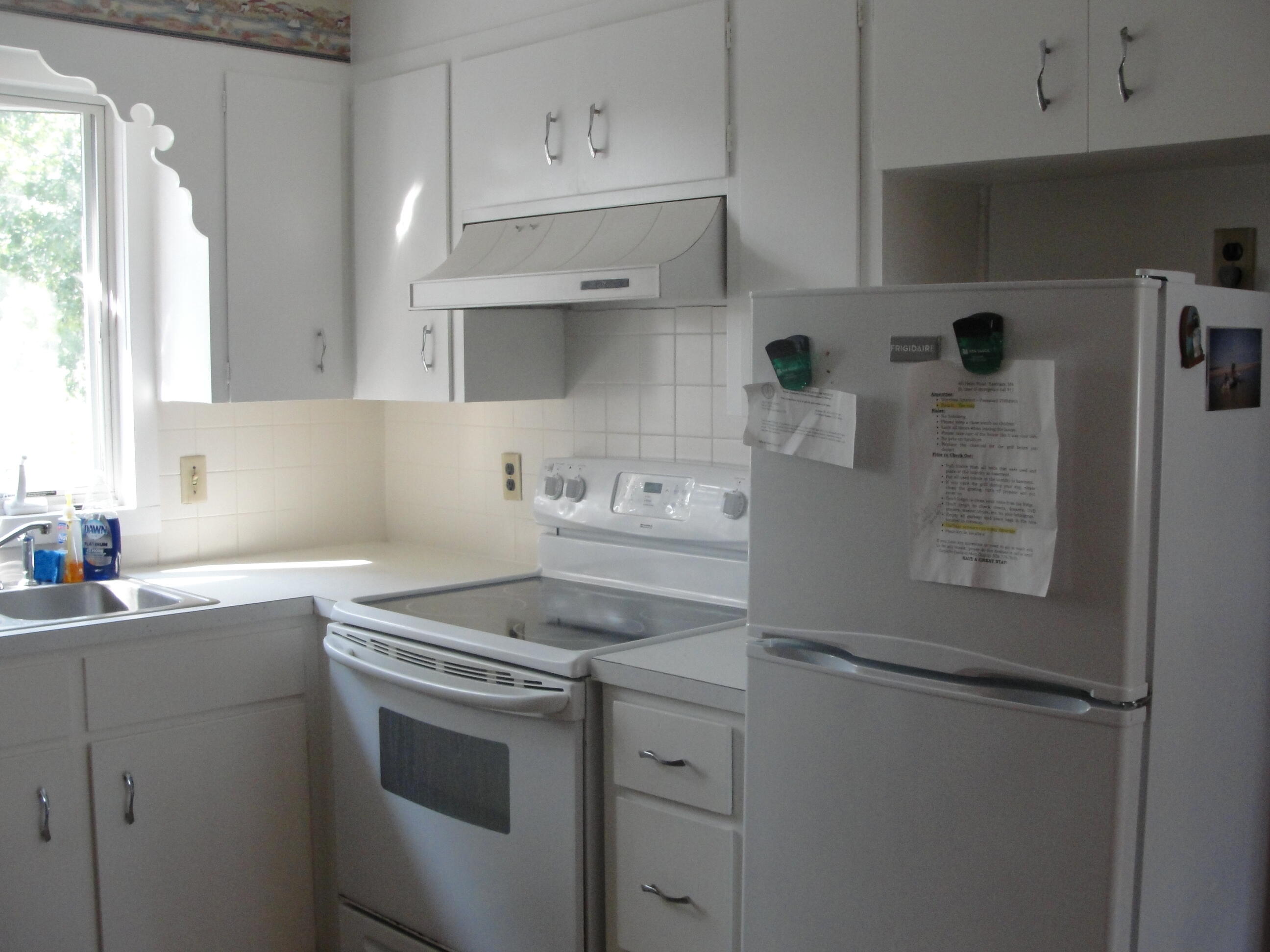 60 Helm Road Eastham, MA 02642 - Photo 8 of 23 DSC06637