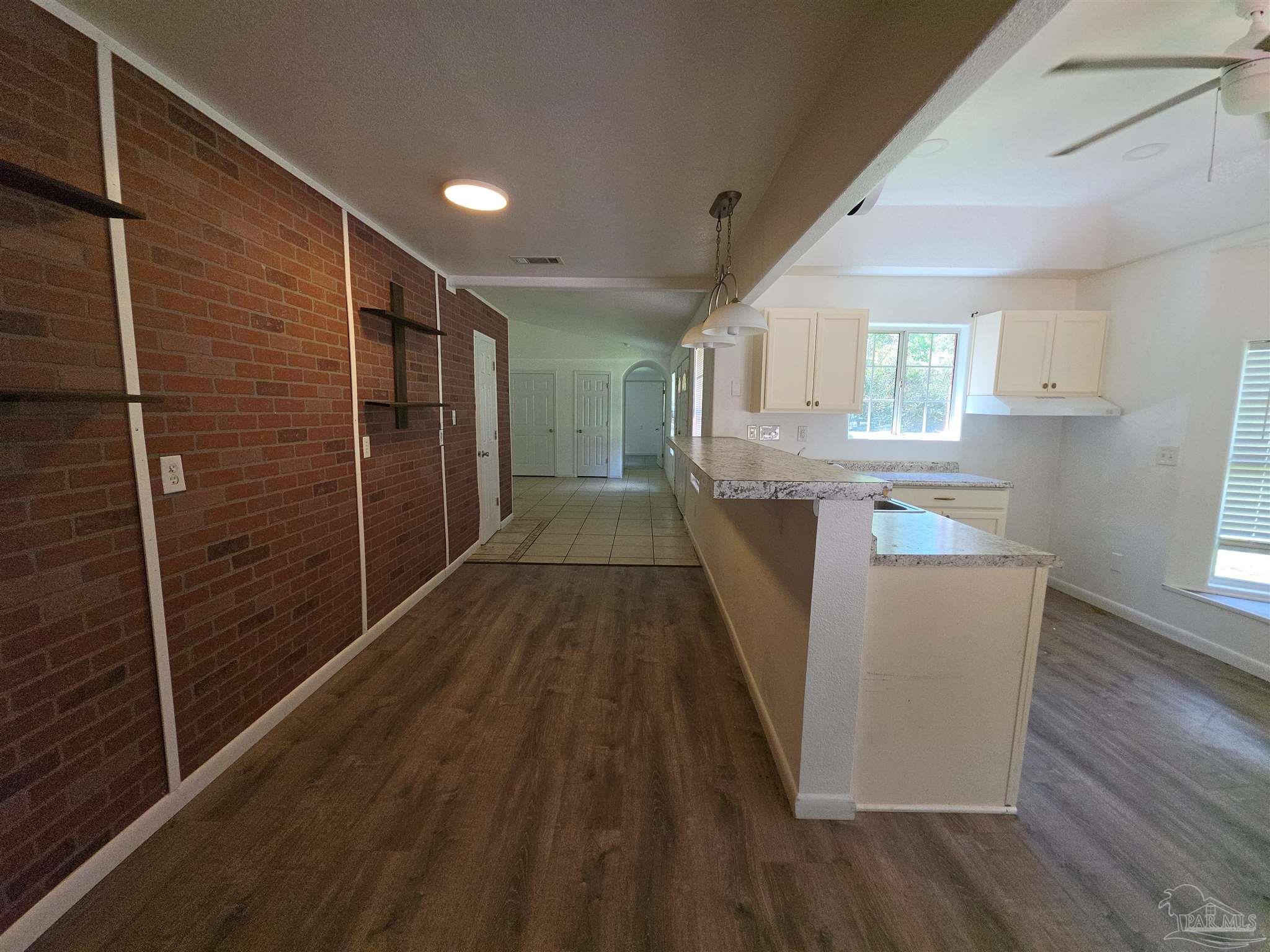 976 Dolphin Road Milton, FL 32583 - Photo 9 of 23 Gallery Image 9