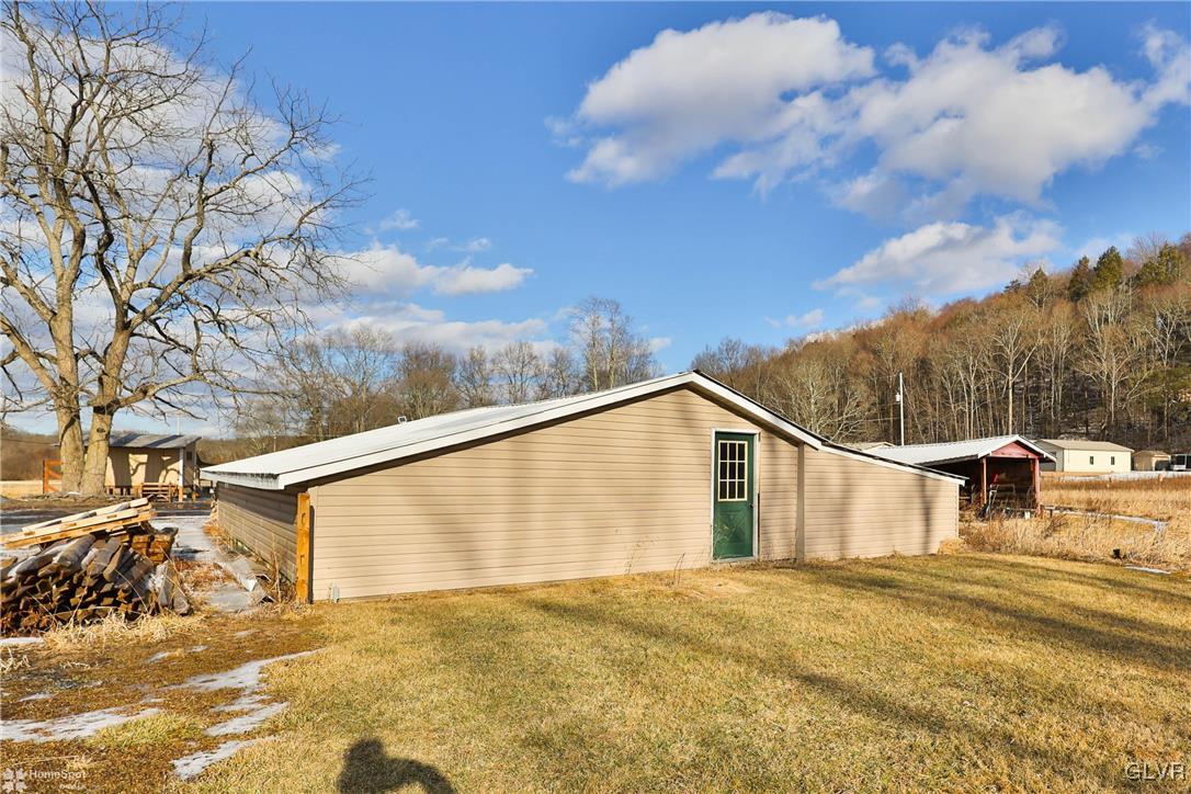 1246 Beaver Valley Road Stroudsburg, PA 18360 - Photo 39 of 42